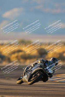 media/Dec-07-2024-CVMA (Sat) [[21c5f1ef85]]/Race 14-Femmewalla-Femmewalla UL/